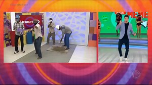 1.2M views · 10K reactions | Quarteto musical que faz sucesso na internet se apresenta no Hora do Faro. O grupo de Pernambuco viralizou nas redes sociais ao cantar e tocar uma música da banda Queen em um canteiro de obras e chegou a conquistar uma "curtida" do próprio guitarrista da banda original! | Hora do Faro | Facebook