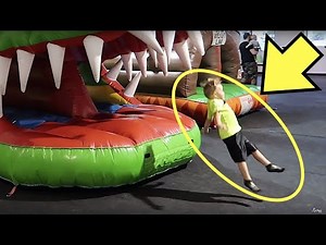 😱BOUNCE HOUSE FAIL!