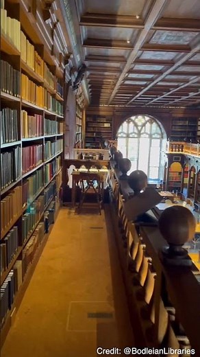 One of the BEST seats in the Bodleian Library 😍📚