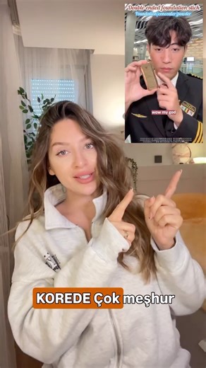 sᴇʟᴅᴀ ᴀᴛᴇs on Instagram: "Kore’de viral oldu, şimdi Türkiye’de ✨ürün linki hikayemde :) Bu klasik fondöten değil. Hayatın hızına uyum sağlayan pratik bir kapatıcı. Stick form, diğer ucunda fırça. El değmeden, saniyeler içinde yayılıyor. Çantaya at, günün her anında kullan. Hafif, doğal, gün boyu kalıcı. Sadece kapatıcı değil, çantadan çıkınca dikkat çeken bir aksesuar ✨ @wouturkiye Pratik Kapatıcı #koremakyajı #doğalmakyaj #makyajrutinim #reelskeşfet #reklam işbirliği"