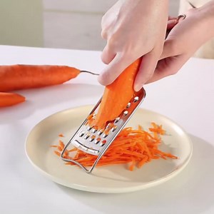 Homestia Lemon Zester Grater 5-Piece Suit - Heavy Duty Kitchen Tool for Parmesan Cheese, Ginger, Garlic, Nutmeg, Chocolate, Vegetables, Fruits, Stainless Steel Grater Dishwasher Safe Silver