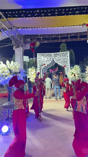 Bhangra Entry at Pakistani Weddings