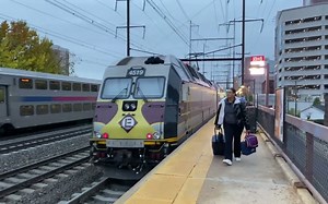 [4K 60FPS]新不伦瑞克站的美铁和NJT列车(2022年10月20日)