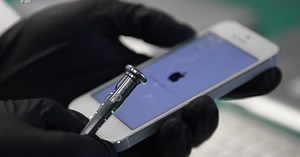 Donating your cell phone? Be sure to do this first