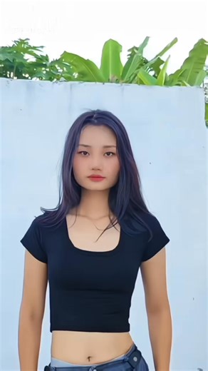 The Karen Supermodel 2025 ( 28. Naw Eh Tha Yu Paw). I want to be a Karen Supermodel Because I believe I, too, can become a Karen supermodel. When I was younger, I dreamed of becoming a model, but I held myself back because of my face, my skin, and my body. I lacked confidence. Even though I truly loved this dream, I never dared to express it. But now, seeing opportunities like this being created by and for Karen people through competitions like this one, I want to give it a try. I want to walk o