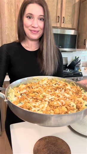 Easy dinner recipes: one pot Monterey chicken pasta (recipe in caption)