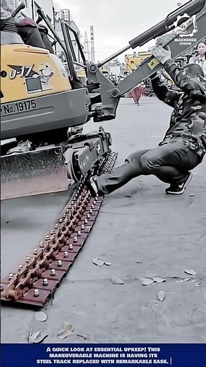 Mini Excavator Track Shoe Installation - Segmented Steel Track for Enhanced Durability and Traction