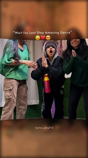 Makar Sankranti || Girls Funny Videos || WhatsApp (Lyrics) Status ||