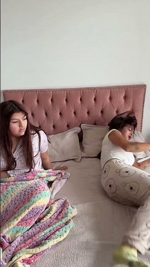 Tu amiga que habla dormida