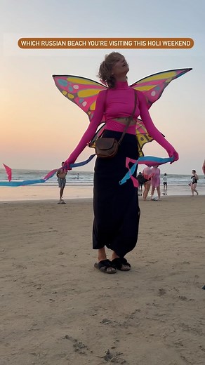 Select your Russian beach for holi weekend 🤌🏻 #goa #goavibes #goaviralreels #goaviralnews #goadiaries #goatourism #beach #goabeach #tourist #holy #holi #holiweekend #holiparty | Goa Viral News