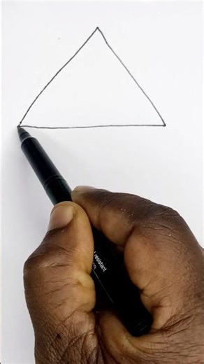 Triangle Drawing for Kids 🔺#drawing4kids #easydrawingforkids #shapedrawing #drawingshapes #shorts