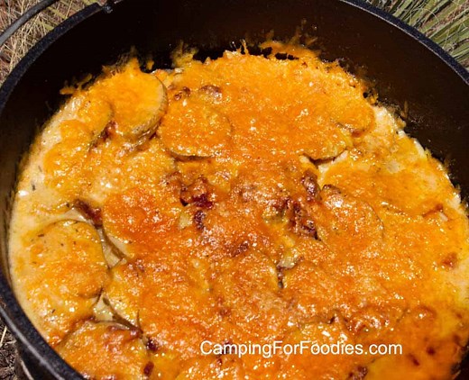Dutch Oven Potatoes Au Gratin: Delicious Cheesy Potatoes