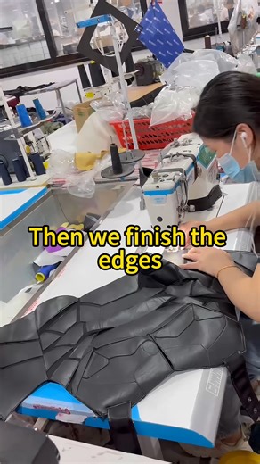 UnibuyPlus.com on Instagram: "Here’s a little behind-the-scenes of our Batman costume build! Let me know if you want to see more. No limits. Just progress.#batmancostume #batmancosplay #batmancosplayer #batmancosplay #batmancospaly #batmancostumes"