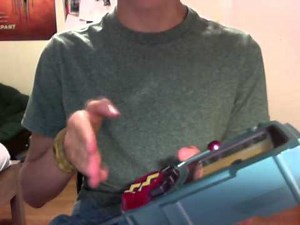 Dinosaur King Deluxe Dino Holder Review