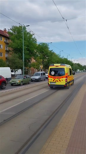 30K views · 354 reactions | Mercedes Sprinter II facelift of the Országos Mentőszolgálat (National Ambulance Service, Hungary) | Policecars.hu | Facebook