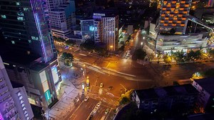 Many cars speeding through an intersection  - Free Stock Video