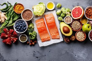 Người mắc ung thư máu nên ăn gì để hỗ trợ điều trị?