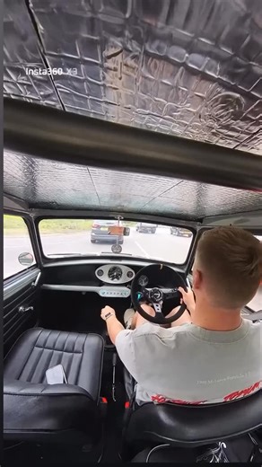 Classic Mini Cult | Home of all things Classic Mini on Instagram: "Sound on for this one! @project_mini1 has done a fantastic job building this Mini with a 16v twincam engine and straight cut gears⚙️🏁"