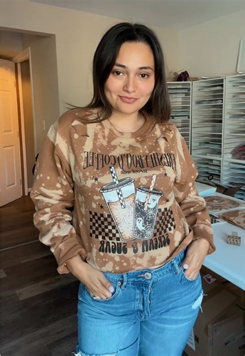 Transform Your Wardrobe with Custom Graphic Tees