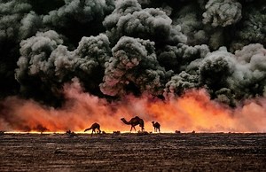 Steve McCurry Photographs the Human Condition