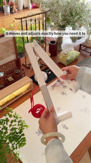 Using a document camera for calligraphy practice = the perfect setup. #calligraphy #practice