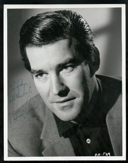 Michael Craig (actor) - Alchetron, The Free Social Encyclopedia