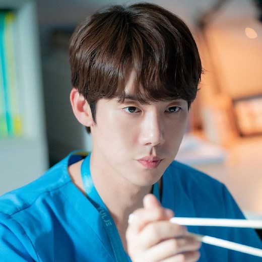 Popular dramas and movies of Korean heartthrob Yoo Yeon-seok to tune into