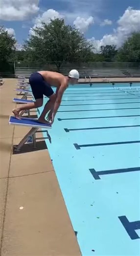 Hilarious Pool Moments: When There's No Water