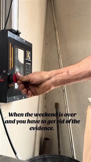 It’s exhausting work driving tractors and drinking beer. #beer #fyp #foryou