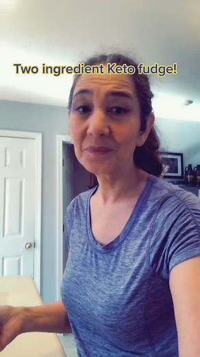 Delicious Two-Ingredient Keto Fudge Recipe