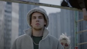 Clip "Cooler Than Me" : Lucky Luke cartonne avec sa reprise de Mike Posner