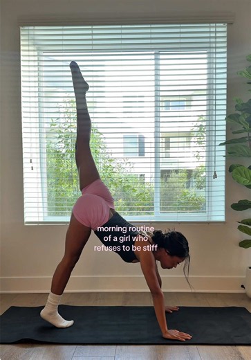Morning Stretches for Flexibility — At-Home Stretch Routine