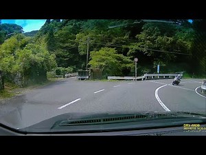 バイクのコーナリング転倒