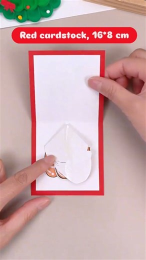 Crafter naz on Instagram: "Come make Christmas gingerbread man cards together! These simple and easy-to-make gingerbread man cards are perfect for crafting with kids. #ParentChildCrafts #diy #handmade #art #craft #kindergarten #diycrafts #parent #KindergartenCrafts #Christmas Crafts #ChristmasCards #ChildrensCreativeCrafts"