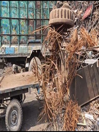 How Mega Factory Recycling Millions of Tons Scrap into Heavy Duty Metal Angular Bars. | Craft Idea