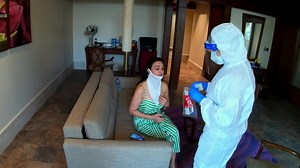 146K views · 11 reactions | 3rd Covid test was done and the result was Negative. I’m so happy and relieved 朗 and grateful to this wonderful lady for being gentle while testing cuz it’s quite an experience getting a covid test. Now two more tests to go and 2 more days in quarantine 爛 I’ve been so jet lagged that I got my quarantine days wrong  It’s #Day5 of Quarantine today. #Quarantinelife #Pzipldiaries #Ipl2020 #Ting | Preity G Zinta | Facebook