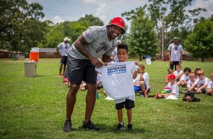 5.9K views · 124 reactions | Atlanta Falcons safety Keanu Neal came to Blue Field at Fort Benning for a two-day football event that teaches children the benefits of exercise. | U.S. Army Maneuver Center of Excellence | Facebook