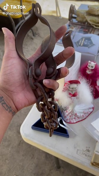 #fyp #blackhistorymonth #fypシ#blacktok #blacktiktok #blackhistory #slavery #shackles #history #historytiktok #blackhistorytiktok #blackhistorymatters