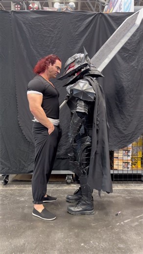 676K views · 64K reactions | Yujiro Hanma vs Guts (berserker armor) ️ Guts cosplay: @calleteral #yujirohanma #bakihanma #berserk #guts | Logan Chitwood | Facebook