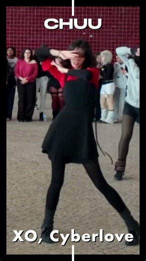 🇵🇹Kpop In Public - CHUU XO, My Cyberlove