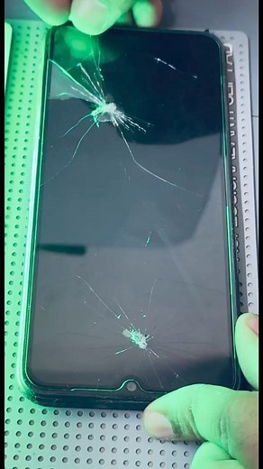 277K views · 3K reactions | Glass remove in slow motion | Gurjit computer & mobile repair | Facebook