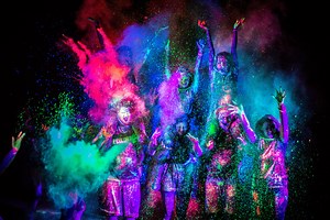 41K views · 141 reactions | ULTIMELE 72 ORE CU PREȚ REDUS LA THE COLOR RUN NIGHT CLUJ-NAPOCA. Înscrie-te până pe 13 august, ora 23:59, înainte să crească taxa de participare. Bonus, la un grup de minimum 4 alergători aveți reducere 10 lei, per persoană. www.thecolorrun.ro/cluj-night | The Color Run Romania | Facebook