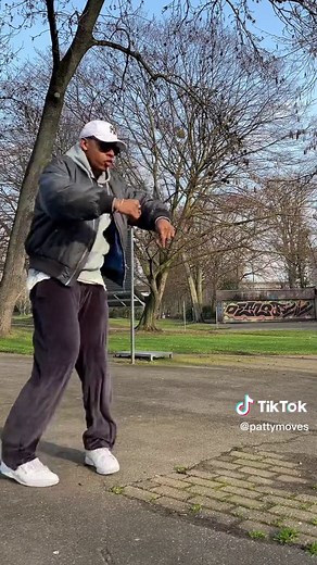 Exploring the Art of Clown Walk Dance