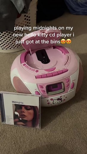 Hello Kitty CD Player Unboxing and Review