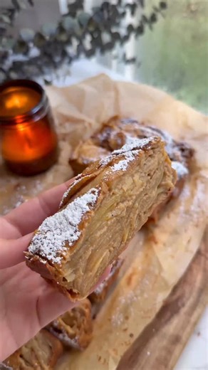 Mary Christine Papadimos on Instagram: "i kept seeing invisible apple bread or cake everywhere, and i wanted to make you a healthy and gluten-free version!! like the video and comment “APPLE” if you want the recipe for my Unbelievable Healthy and Gluten-Free Invisible Apple Bread. 🍎 🍞 this apple bread is pure fall magic—look at those layers of apples just melting into each other. the texture is so unique: soft, custardy, and tender, yet still holds together like the perfect loaf. the taste? co