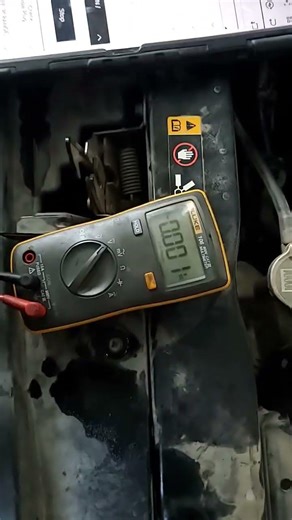 Radiator fan testing by scanner 💻💻💻💻#automobile #kia #mechanic #tecnician