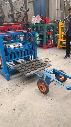 13K views · 63 reactions | #brickmakingmachinery #bricks #brickmaking#blockmachine#brickmachine#hollowblock#hollowbrick#constrcution#block | Banrong Brick Making Machine | Facebook