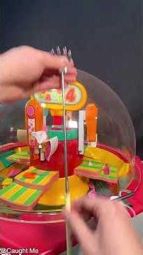 Popping a bunch of balloons and aiming for the key inside lol #cranegame #ufocatcher #clawmachine