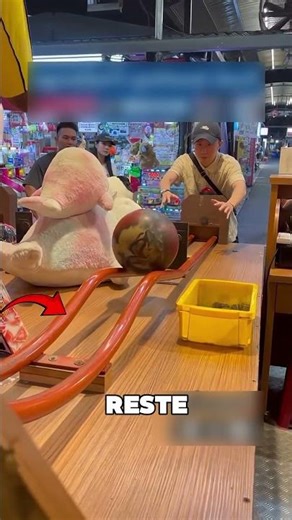 99 % échouent… mais lui a réussi du premier coup 😳🏀