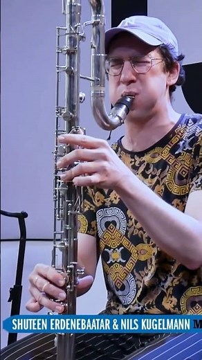 Some contra-alto clarinet fun 🫶 (Music: „Mirror Under Water“ by Shuteen Erdenebaatar 💎) #clarinet